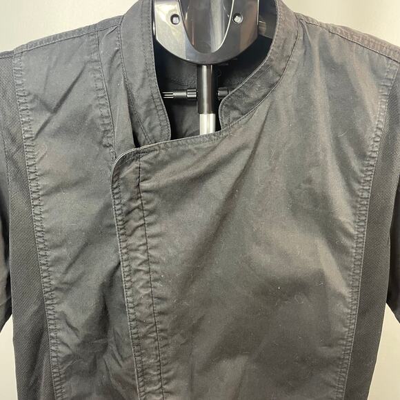 Men's Black Short Sleeve Jacket - Picture 6 of 7